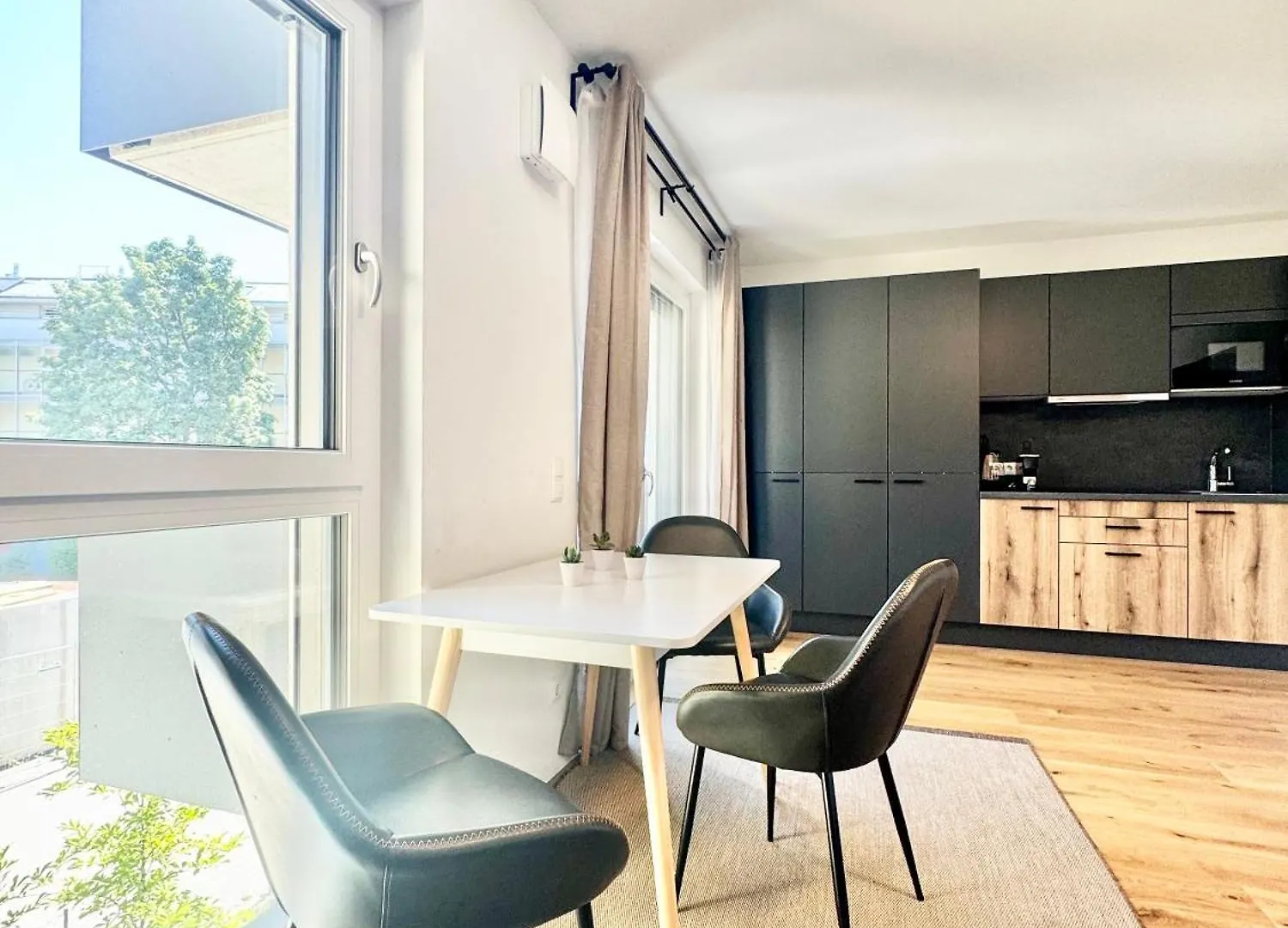 Chillige Wohnung Mit Balkon Vienna